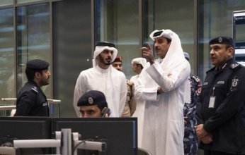 أمير قطر يزور مركز القيادة الوطني بوزارة الداخلية