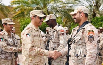 رئيس الأركان العامة للجيش يزور عدداً من المواقع العسكرية بمناسبة عيد الفطر