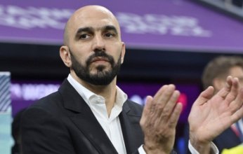الركراكي مرشح لقيادة منتخب عربي في كأس العالم