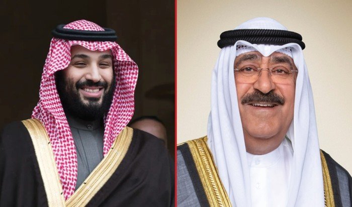 أمير الكويت يتلقى اتصالاً هاتفياً من ولي العهد السعودي للتهنئة بعيد الفطر أمير الكويت يتلقى اتصالاً هاتفياً من ولي العهد السعودي للتهنئة بعيد الفطر