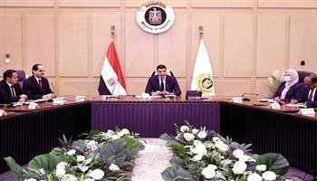 وزير الصناعة يبحث تحديات قطاع السيراميك وسبل دعم الإنتاج وزير الصناعة يبحث تحديات قطاع السيراميك وسبل دعم الإنتاج