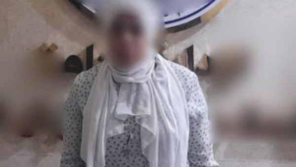 سقوط سيدة تتزعم عصابة «عقود الوهم» للنصب على راغبي السفر للخارج في البحيرة سقوط سيدة تتزعم عصابة «عقود الوهم» للنصب على راغبي السفر للخارج في البحيرة