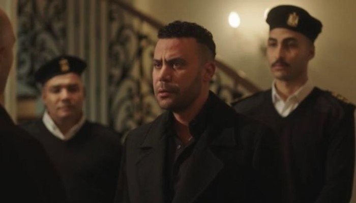 تصاعد الصراع في الحلقة 21 من مسلسل “الكينج”.. المافيا تضيق الخناق على حمزة تصاعد الصراع في الحلقة 21 من مسلسل “الكينج”.. المافيا تضيق الخناق على حمزة