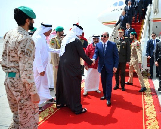 مصر.. المتحدث الرئاسي ينشر صور زيارة الرئيس السيسي الأخوية إلى البحرين والسعودية 3 khaligyoun62539
