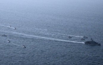 غرق سفينة إماراتية في مضيق هرمزو فقدان 3 بحارة إندونيسيين