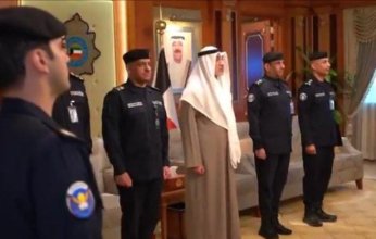 وزير الداخلية الكويتي يشهد أداء قسم 20 خريجًا وخريجة من أكاديميات قطر والإمارات