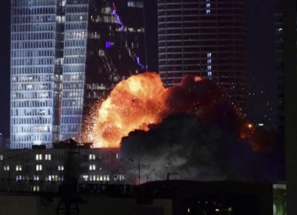 40 قتيلا و60 جريحا في حيفا جراء موجة جديدة من الصواريخ الإيرانية 40 قتيلا و60 جريحا في حيفا جراء موجة جديدة من الصواريخ الإيرانية