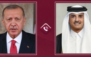 أمير قطر يتلقى اتصالاً هاتفياً من الرئيس التركي