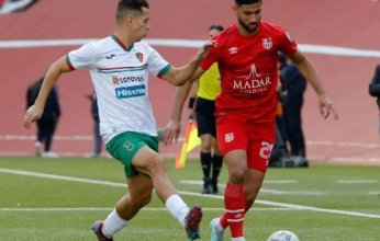 بث مباشر.. مشاهدة مباراة شباب بلوزداد ومولودية الجزائر في الدوري الجزائري