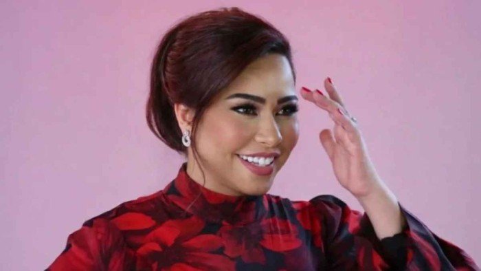 شيرين عبد الوهاب تغادر المستشفي بعد تعرضها لوعكة شيرين عبد الوهاب تغادر المستشفي بعد تعرضها لوعكة
