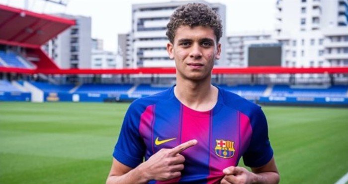 قرار عاجل من اتحاد الكرة المصري بشأن لاعب برشلونة قرار عاجل من اتحاد الكرة المصري بشأن لاعب برشلونة