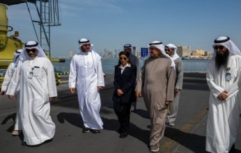 الكويت.. رئيس الوزراء يقوم بزيارة تفقدية إلى ميناء الشويخ