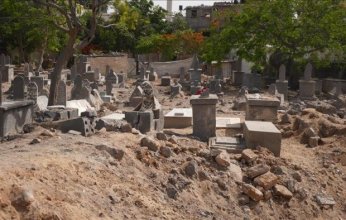 مرصد حقوقي: الاحتلال الإسرائيلي دمر منهجيا أكثر من 93 بالمئة من مقابر قطاع غزة