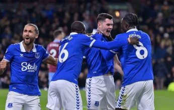 شاهد الأن.. بث مباشر لمباراة إيفرتون وبيرنلي في الدوري الإنجليزي