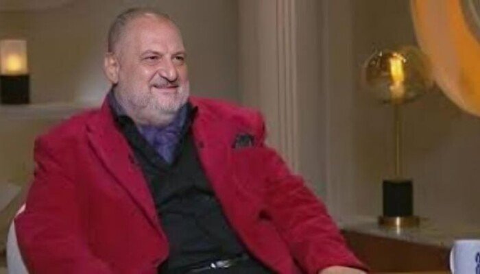 خالد الصاوي يفتح قلبه: كيف تجاوز أزماته الصحية بدعم الإيمان والجمهور؟ خالد الصاوي يفتح قلبه: كيف تجاوز أزماته الصحية بدعم الإيمان والجمهور؟