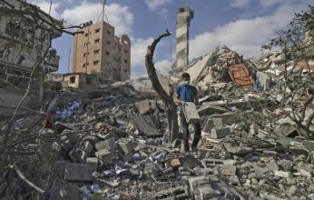 وزير الصحة الفلسطيني يحذر من تفاقم المخاطر الصحية في قطاع غزة