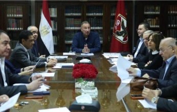 الخطيب يدرس امتلاك الأهلي للحصة الكبرى بإحدى شركات السياحة