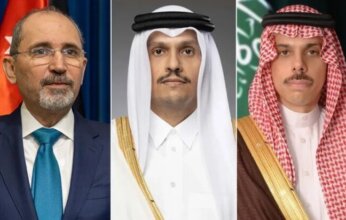 رئيس الوزراء القطري يبحث مع وزيري الخارجية السعودي والأردني تطورات المنطقة
