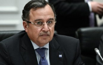 لماذا تخشى إسرائيل من الدبلوماسي المصرى نبيل فهمى؟
