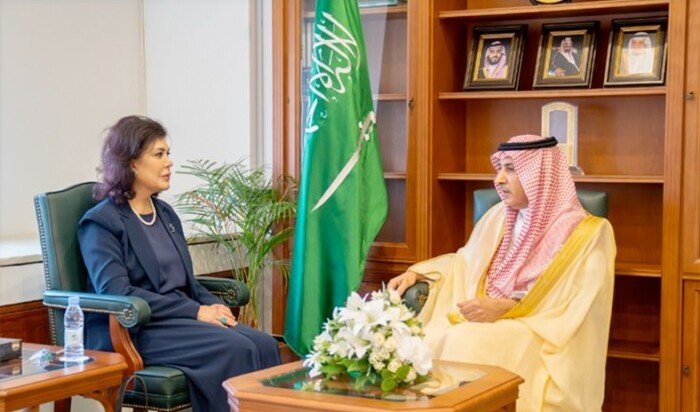 الخارجية السعودية تستدعي سفيرة العراق لدى المملكة.. ما الأسباب؟ الخارجية السعودية تستدعي سفيرة العراق لدى المملكة.. ما الأسباب؟