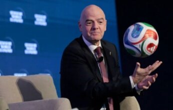 مصدر دخلنا الوحيد.. إنفانتينو يدافع عن ارتفاع سعر تذاكر المونديال