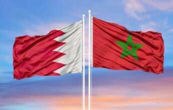البحرين والمغرب يبحثان تعزيز التعاون وتطورات الإقليم وتداعيات إغلاق مضيق هرمز