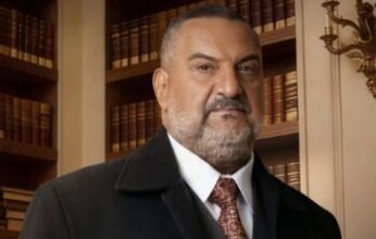 وصية على الهواء.. والدة خالد الصاوي تكشف أسرار طفولته وتوجه له رسالة مؤثرة
