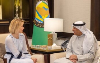 الأمين العام لمجلس التعاون الخليجي يبحث مع الممثلة العليا للاتحاد الأوروبي المستجدات الإقليمية