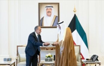 ولي عهد الكويت يتسلّم رسالة خطية موجهة إلى سمو الأمير من الرئيس المصري
