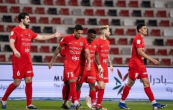 بث مباشر.. شاهد مباراة شباب الأهلي وخورفكان في الدوري الإماراتي
