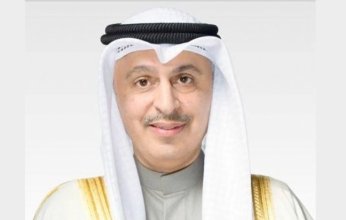قرار لوزير التجارة الكويتي بحظر التعاملات النقدية فوق 10 دنانير لبعض الأنشطة والالتزام بالدفع الإلكتروني