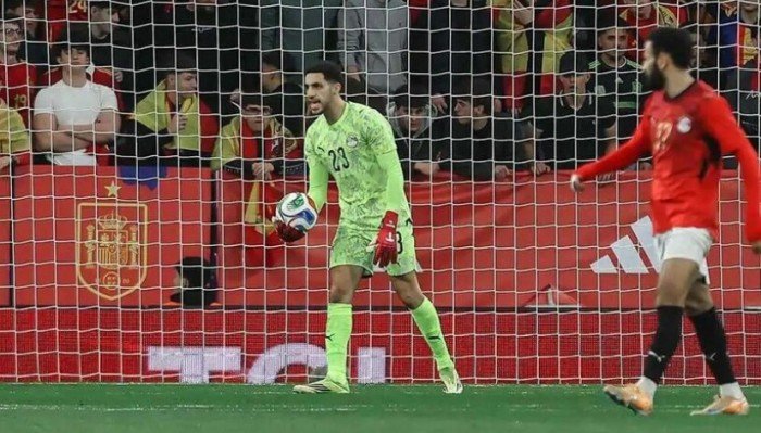 عرض أوروبي يقلق الأهلي المصري بسبب حارس مرماه عرض أوروبي يقلق الأهلي المصري بسبب حارس مرماه