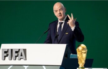 رئيس "فيفا" يؤكد مشاركة إيران في مونديال 2026