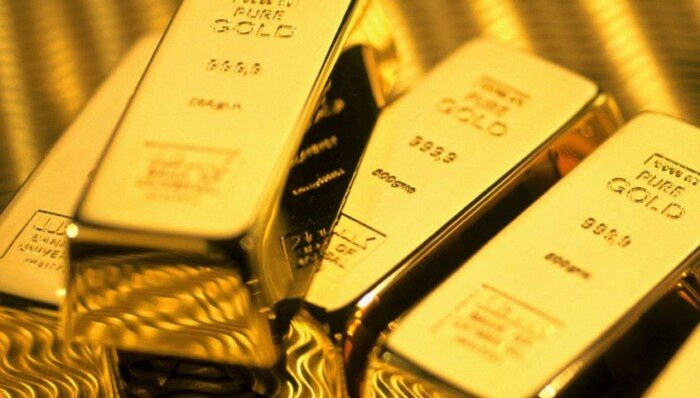 أسعار الذهب تتراجع 1% عالمياً بفعل مخاوف التضخم المرتبطة بتطورات الشرق الأوسط أسعار الذهب تتراجع 1% عالمياً بفعل مخاوف التضخم المرتبطة بتطورات الشرق الأوسط