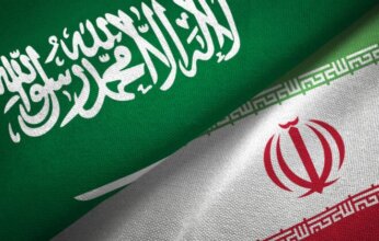 وزير خارجية السعودية ونظيره الإيراني يبحثان في اتصال هاتفي آخر التطورات الإقليمية