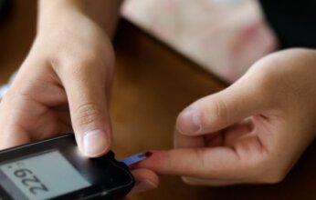 باحثون سويسريون يقتربون من بديل دائم لحقن الأنسولين لمرضى السكري