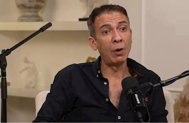 نقابة الأطباء المصريين: قمنا بشطب ضياء العوضي نهائياً بسبب ترويج معلومات مضللة وتحريض المرضى على وقف العلاج نقابة الأطباء المصريين: قمنا بشطب ضياء العوضي نهائياً بسبب ترويج معلومات مضللة وتحريض المرضى على وقف العلاج