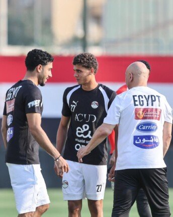 انضمام الثنائي عمرو مرموش وحمزة عبد الكريم لصفوف 'الفراعنة' انضمام الثنائي عمرو مرموش وحمزة عبد الكريم لصفوف 'الفراعنة'