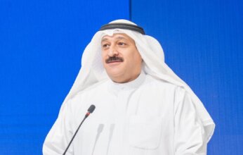 وزير الصحة الكويتي يعتمد اللائحة التنظيمية المحدثة لبرنامج «وافد» لتعزيز الفحص الطبي للوافدين