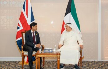 الكويت.. وزير المالية يبحث مع سفير المملكة المتحدة لدى البلاد سبل تعزيز التعاون المشترك