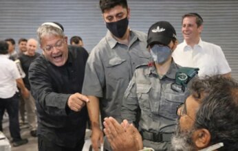 دول أوروبية تطالب بمحاسبة إيتمار بن غفير بعد تعامله المهين لنشطاء أسطول غزة