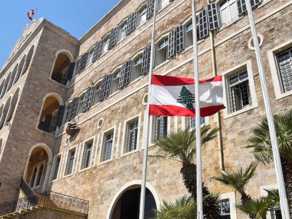 لبنان تجري اتصالات مكثفة لوقف الاعتداءات الإسرائيلية على مدينة صور التاريخية لبنان تجري اتصالات مكثفة لوقف الاعتداءات الإسرائيلية على مدينة صور التاريخية
