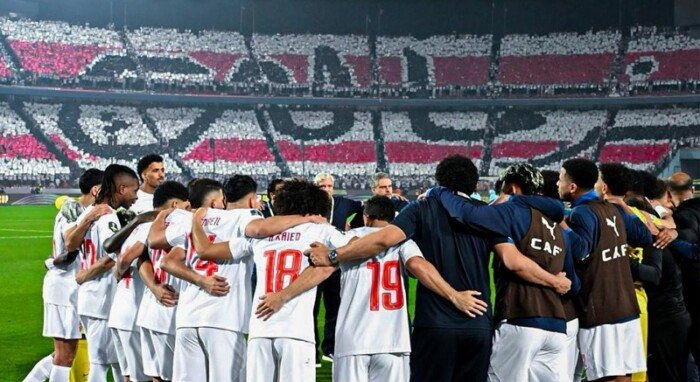 رئيس الفيفا يهنئ الزمالك المصري بعد تتويجه بلقب الدوري رئيس الفيفا يهنئ الزمالك المصري بعد تتويجه بلقب الدوري