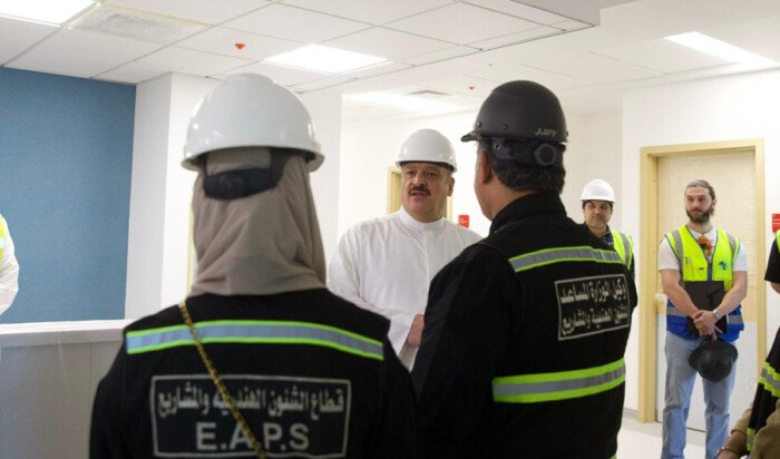 الكويت.. وزير الصحة يتفقد مشروع مستشفى الصباح الجديد لمتابعة سير الأعمال ونسب الإنجاز الكويت.. وزير الصحة يتفقد مشروع مستشفى الصباح الجديد لمتابعة سير الأعمال ونسب الإنجاز