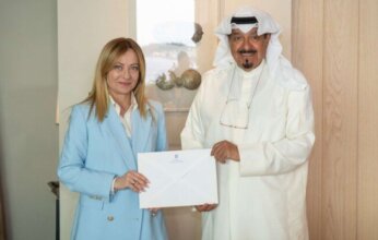 رئيس الوزراء الكويتي يتسلّم رسالة من نظيرته الإيطالية موجّهة إلى سمو أمير الكويت