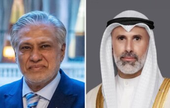 وزير الخارجية الكويتي يبحث هاتفياً مع نائب رئيس الوزراء وزير الخارجية الباكستاني تطورات المنطقة