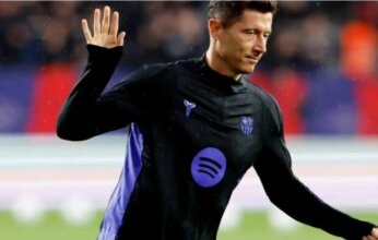 ليفاندوفسكي يعلن رسميا رحيله عن برشلونة