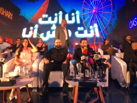 ميرنا نور الدين تستأنف تصوير «أنا أنت.. أنت مش أنا» بعد توقف دام عامًا ميرنا نور الدين تستأنف تصوير «أنا أنت.. أنت مش أنا» بعد توقف دام عامًا