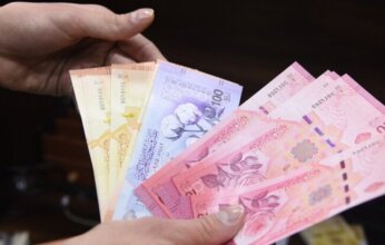 وزارة المالية السورية تفرض الحجز الاحتياطي على أموال مسؤولين سابقين وشخصيات مقربة من نظام الأسد