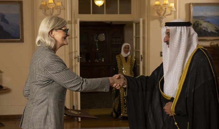 سفير الكويت لدى أستراليا يقدّم أوراق اعتماده إلى الحاكم العام سفير الكويت لدى أستراليا يقدّم أوراق اعتماده إلى الحاكم العام